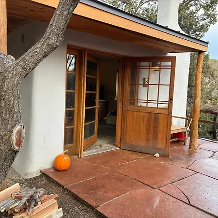 High Moon 4 Thousand Waves Way Bed & Breakfast Santa Fe