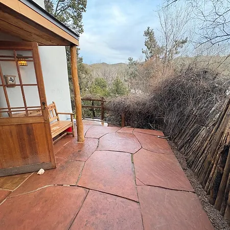 Bed & Breakfast High Moon 4 Thousand Waves Way 3*